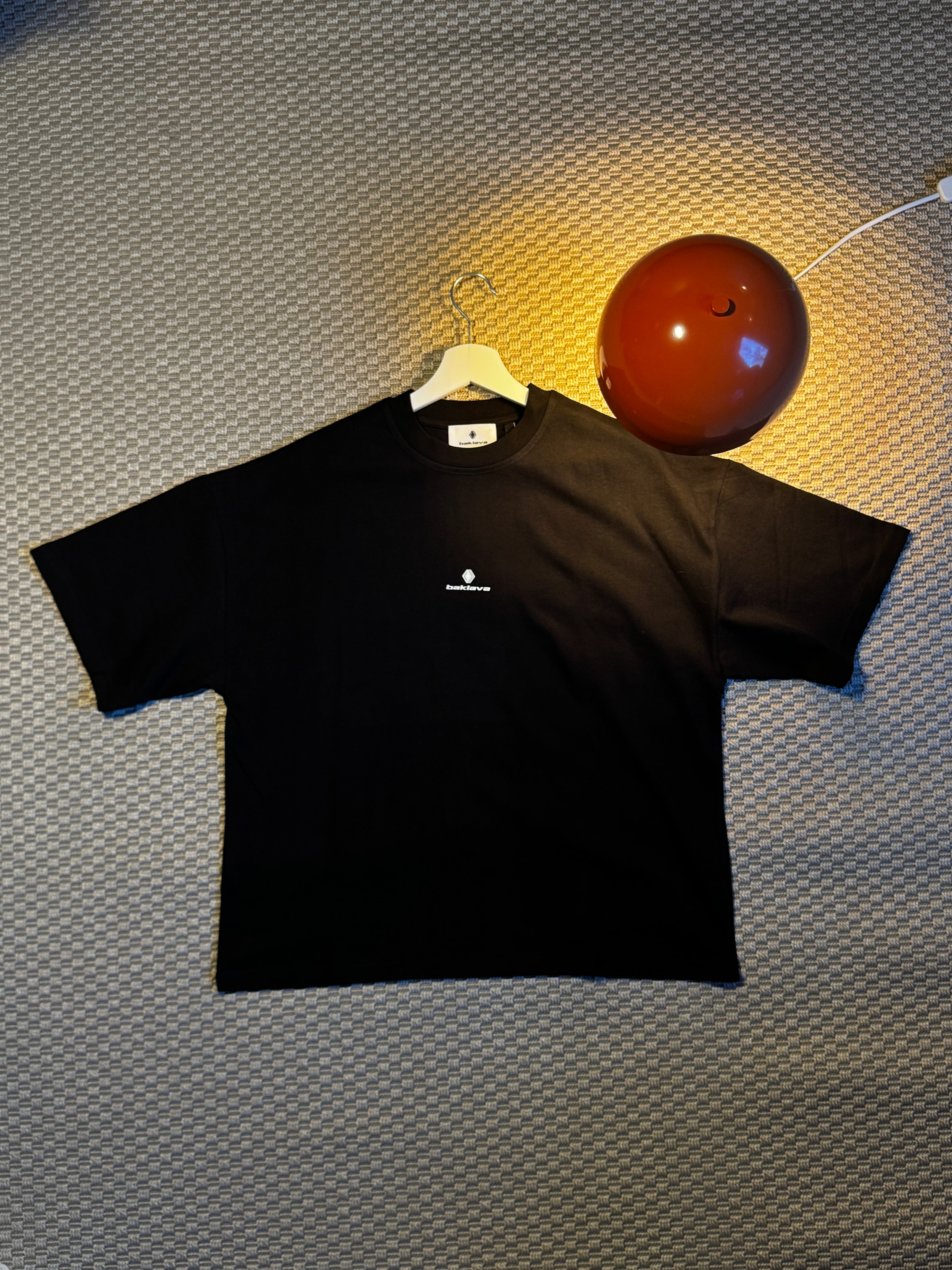 Kömür Schwarzes Bio-Baumwolle Boxy T-Shirt „yabancı ve almancı“